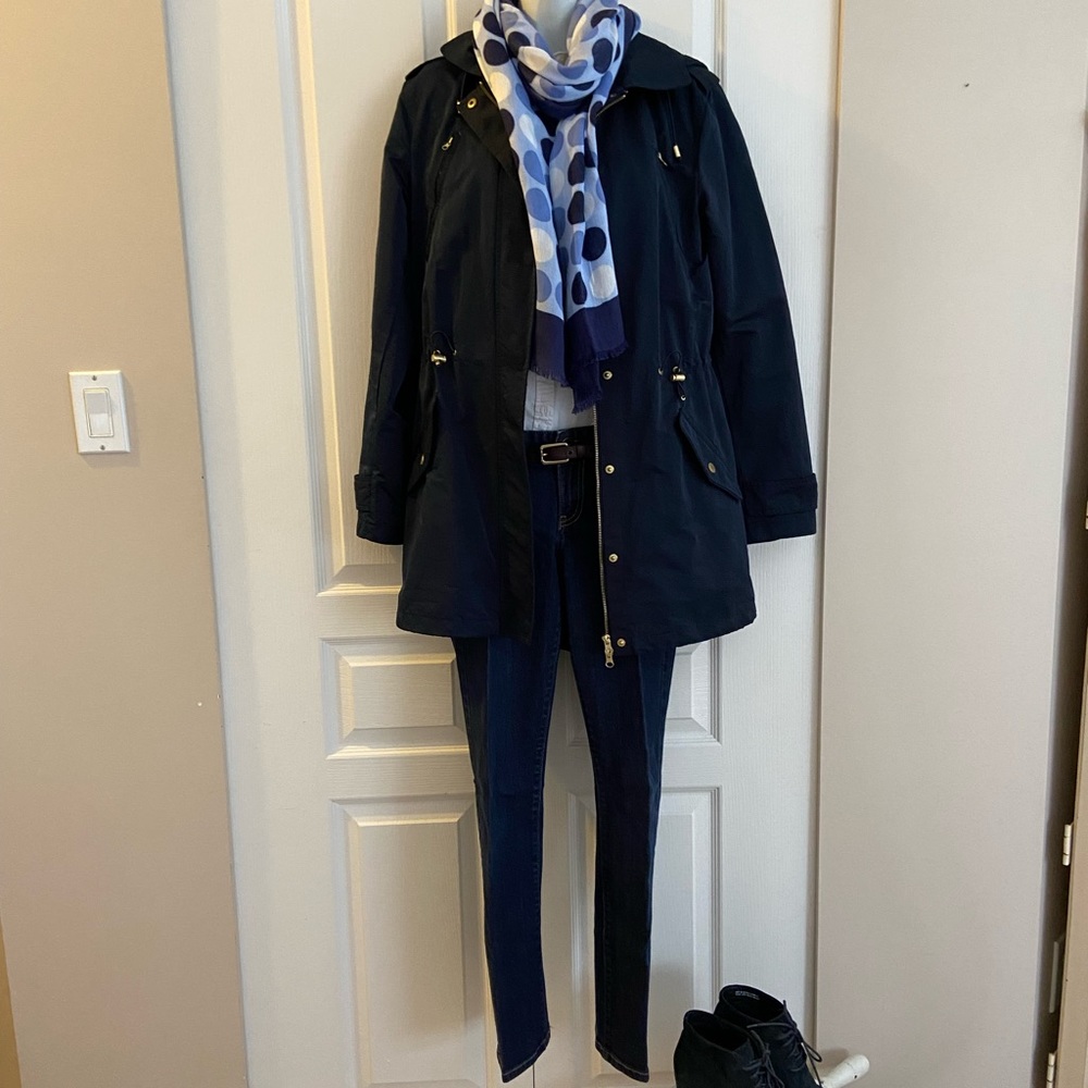 Cute polka dot scarf - Picture 3 of 5